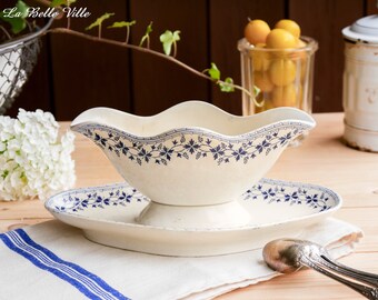 Vintage french gravy boat -  Ironstone sauce boat - Antique blue floral sauciere from France - French white tableware - Bluets transferware