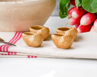 Set of 4 vintage French snail pots – Ceramic individual escargot dishes – Small ceramic buckets - Snail shaped cups - Escargot serving dish