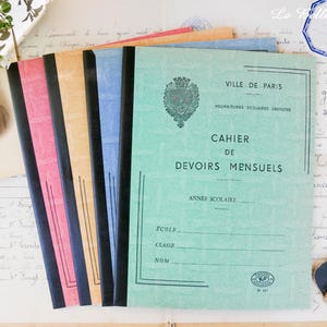 Cuaderno antiguo de París. Un cuaderno escolar parisino sin usar. Cuaderno de ejercicios francés antiguo. Cuaderno fino de los años 70.