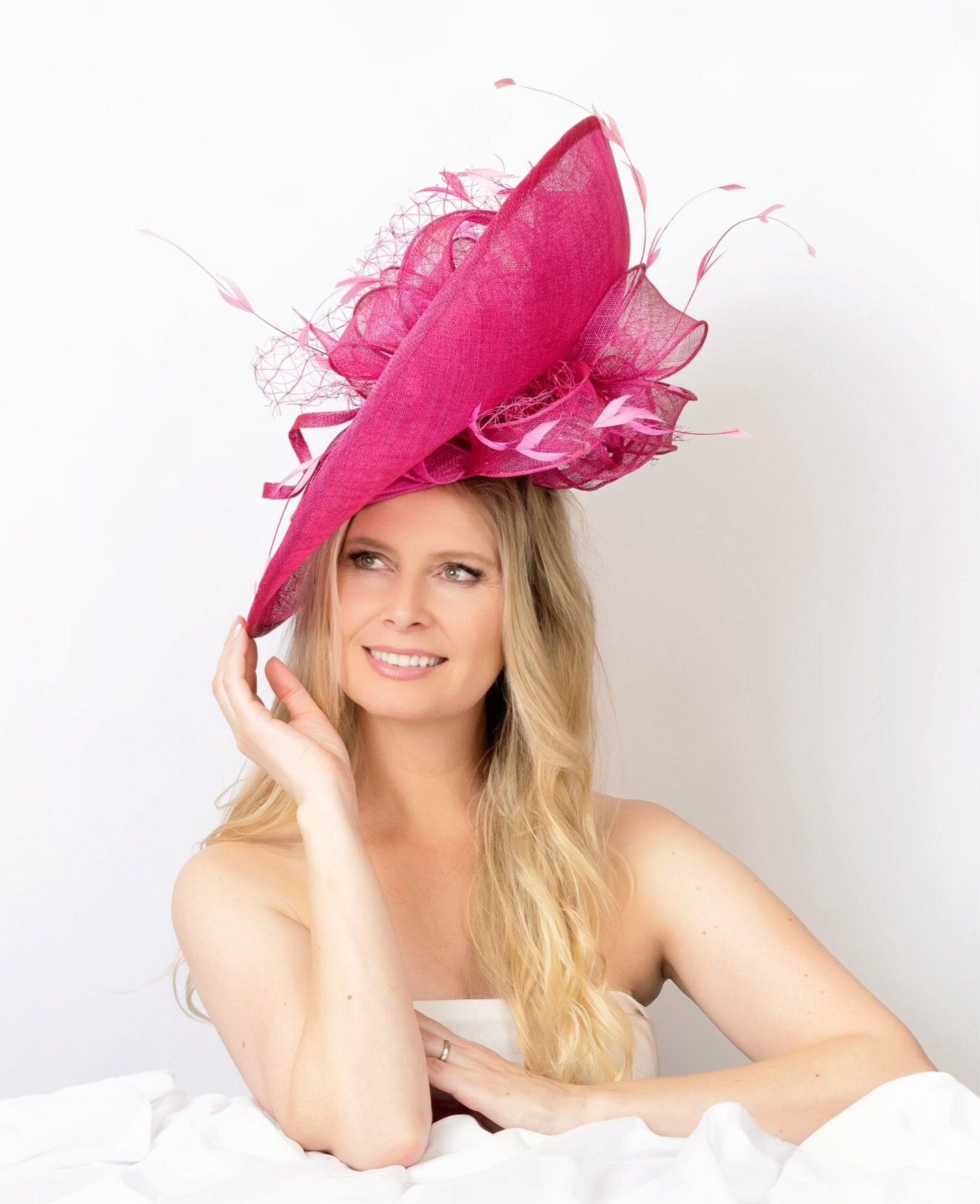 2024. Hot Pink/ Fuchsia Kentucky Derby Hat. Royal Ascot  display picture 2