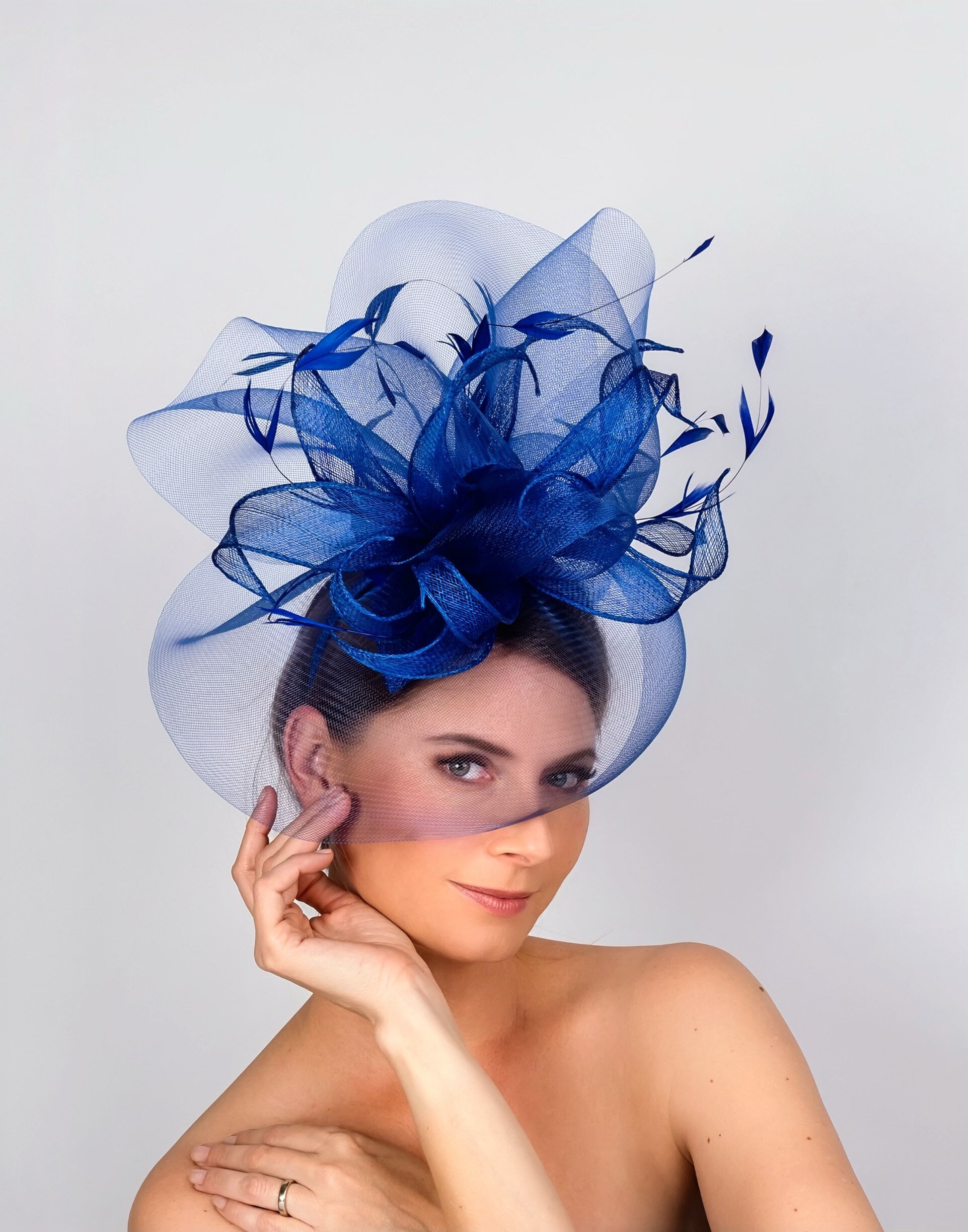 VINEYARD VINES KENTUCKY DERBY FEATHERED FASCINATOR NAUTICAL  display picture 1