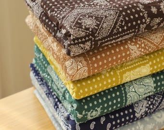 Muslin Paisley Bandana Wrinkled Cotton Double Gauze Fabric 60" Wide, Crinkled Yoryu Gauze, Boho Patchwork Pattern Fabric By the Yard