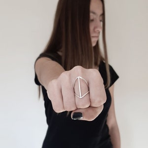 Anillo de armadura de declaración, plata de ley, anillo de armadura moderno, minimalista, diseño geométrico, regalo para ella.