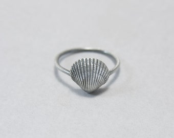 Seashell ring, scallop shell sterling silver, summer beach jewellery, gift for her, stacking ring, boho surfer gift