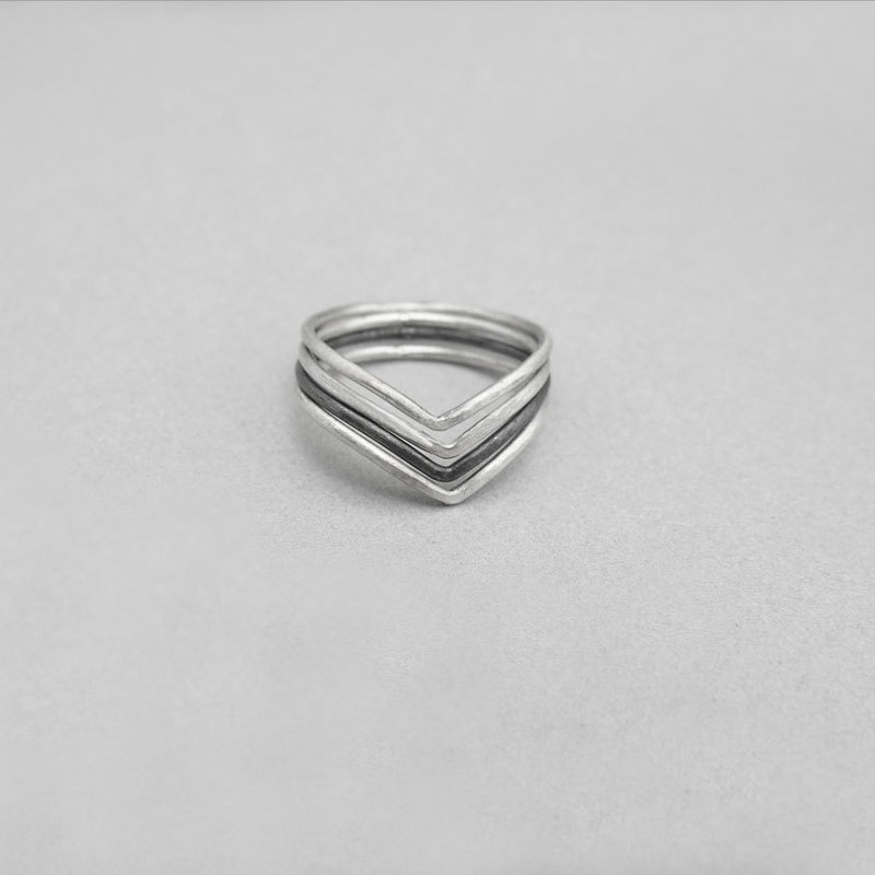 Chevron Knuckle Ring - Etsy