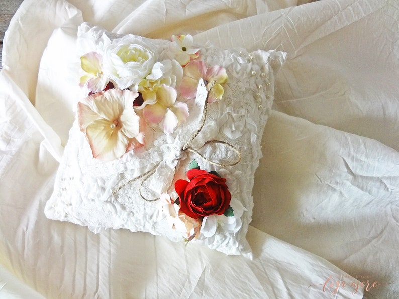 Shabby chic romantic wedding Ready to ship Ring Bearer Pillow Autumn wedding Cushion for rings White Ivory Lace Pearls