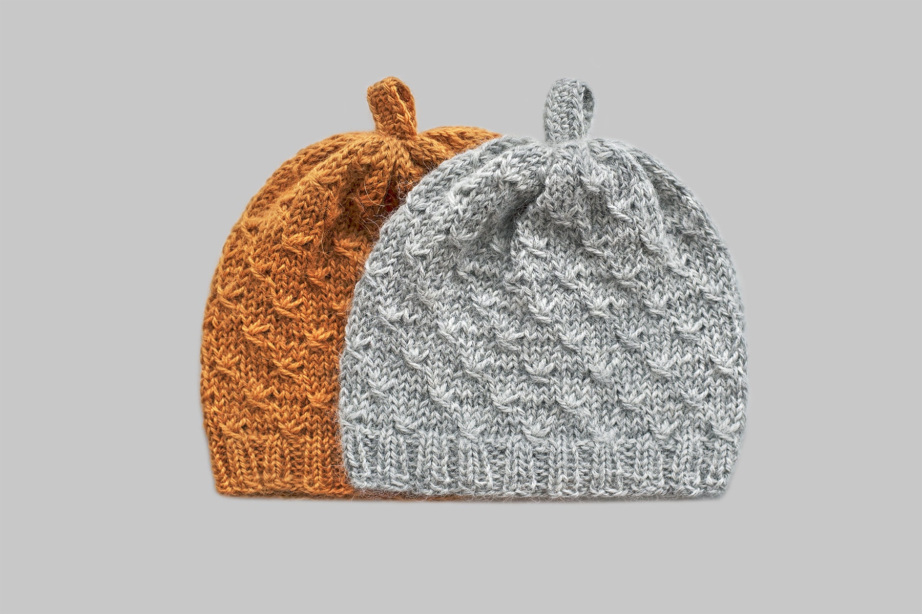 Alpaca Baby Beanie Texture Knit in Light Gray (3-6 Months  display picture 1