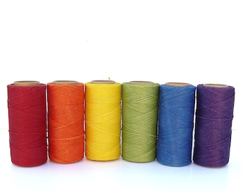 Set di 6 colori di cordoncino macramè RAINBOW LGBT multicolore 1 mm / Linhasita 6 colori assortiti, 10 iarde per colore.