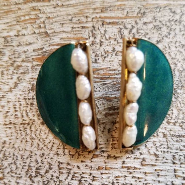 Vintage enamel earrings. Early Laurel Burch? - Freshwater pearls & deep blue  green enamel half circles.  post back stud earrings.