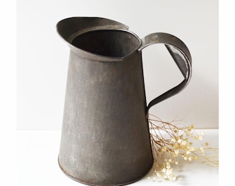 Vintage Tin Measure with Handle 8"