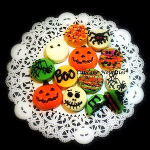 Halloween Cookies Halloween Chocolate Halloween Oreos Jack O Lantern Cookies Mummy Spider Boo Pumpkin Halloween Decor Favors Trick or Treat image 4