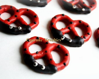 Ladybug Birthday Party Favors Dessert Chocolate dipped Pretzels Custom Valentine's Day Edible Gifts Cookies Baby Shower Cute Party Ideas