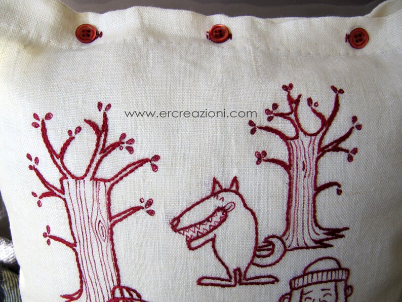 Cuscino Rettangolare SARO LIFESTYLE Le Tournesol | 45x45 Cm | Misto Lino Con Ricamo Girasole | Colore Rosso | Imbottito Incluso - 5