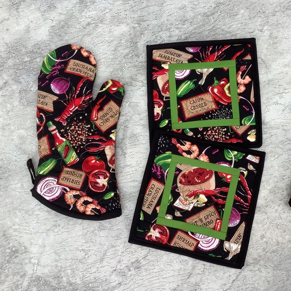 Lobster oven mitt creole Cajun - black red green hot pad - insulated quilted jambalaya potholder - Louisiana hot pad - EACH SOLD SEPARATELY