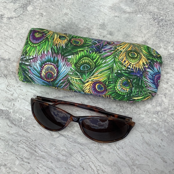 Quilted eyeglass case - peacock feathers - green purple yellow glass case - felt lining - eyewear accessory