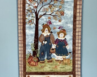 Scarecrow Fall Wall Quilt: "Making New Friends" Thanksgiving Decor (20 x 34.5)