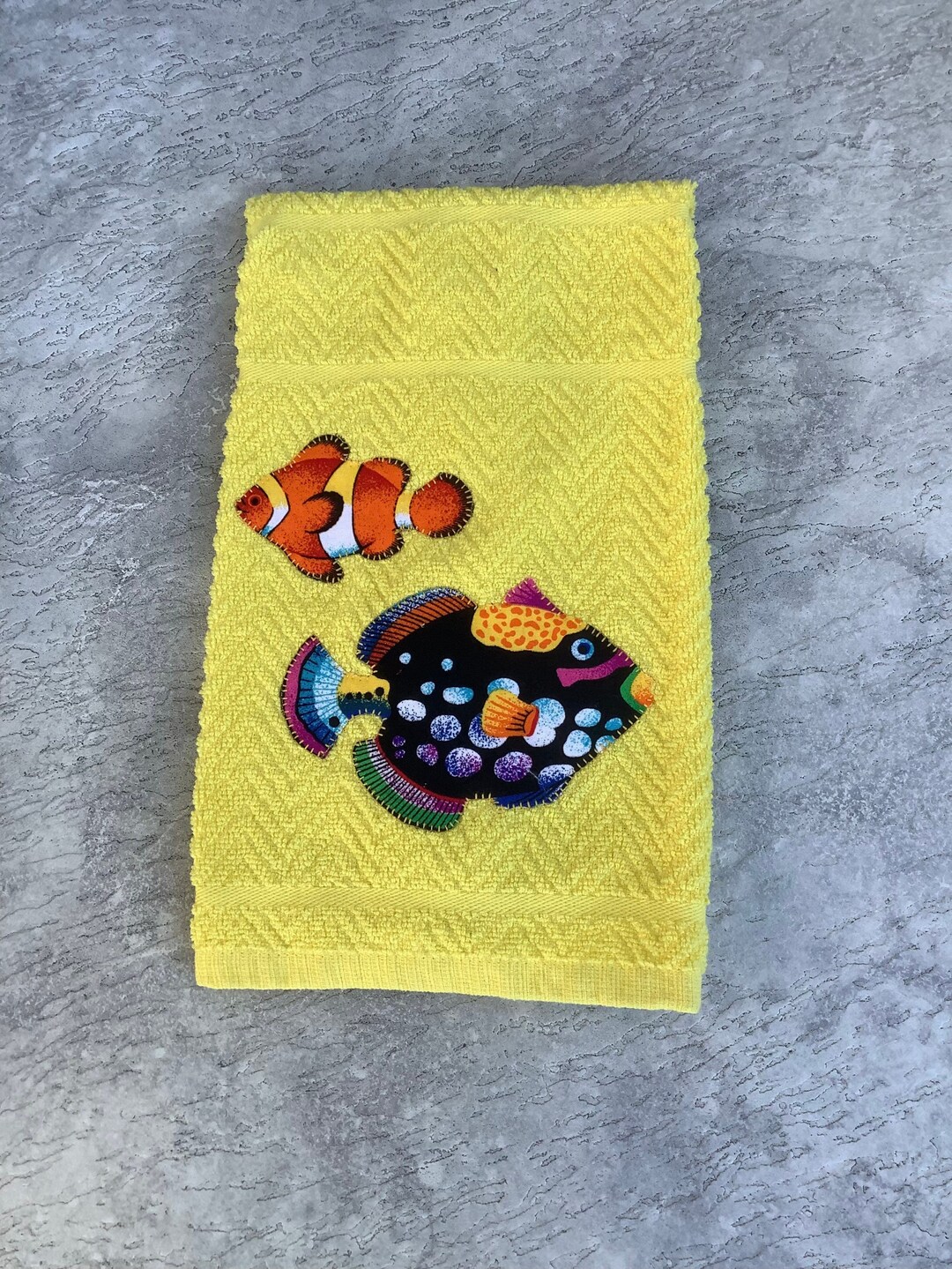 Fish kitchen towel nautical decor decorative yellow Etsy.de