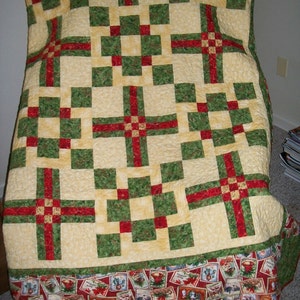 Christmas throw quilt - retro Christmas stamps - flannel backed bed quilt - red green cream lap quilt - winter quilt - vintage design