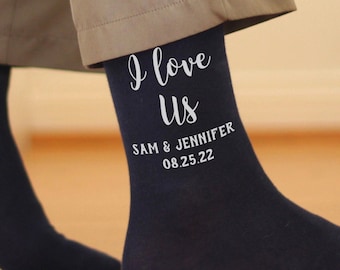 Personalized Socks for the Groom, Gift from Bride, Customized Wedding Socks with Couple's Names and Wedding Date, Groom Gift, Groom Socks