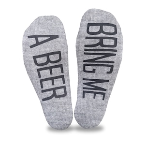 If You Can Read This Bring Me a Beer, Funny Gifts for the Beer Drinker, Beer Drinking Socks as a Gift for Him, Fun Dad or Boyfriend Gift