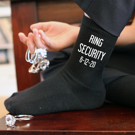 Ring Träger Hochzeit Socken personalisierte Socken mit Namen und Hochzeit Datum Neuheit Socken perfekt Ring Träger Geschenke Ring Träger Hochzeit Socken personalisierte Socken mit Namen und Hochzeit Datum Neuheit Socken perfekt Ring Träger Geschenke