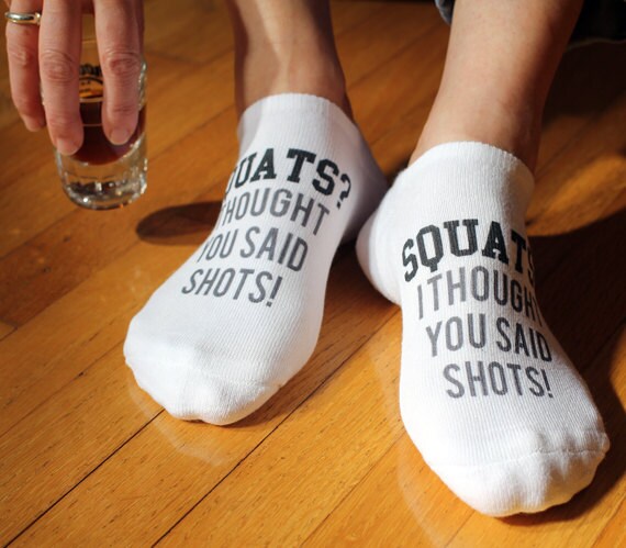 Squats Kleding Gender-neutrale kleding volwassenen Sokken & Beenmode I Thought You Said Shots  Funny Workout Saying Printed On No Show Socks and Other Workout Socks Printed with Funny Sayings 