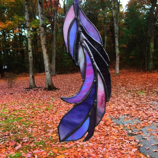 SUNCATCHER - Stained Glass Curvy Feather