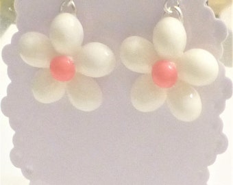 Daisy Flower Earrings, Flower Bead Earrings, Seed Bead Daisy Chain Earrings, Floral Earrings, Hippy Flower Earrings