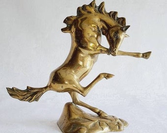 springend Pferd Skulptur aus Messing aufsteigend 