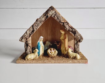 vintage crèche | Noël | déco des fêtes | l'enfant Jésus | écurie en bois | fabriqué à Taïwan |