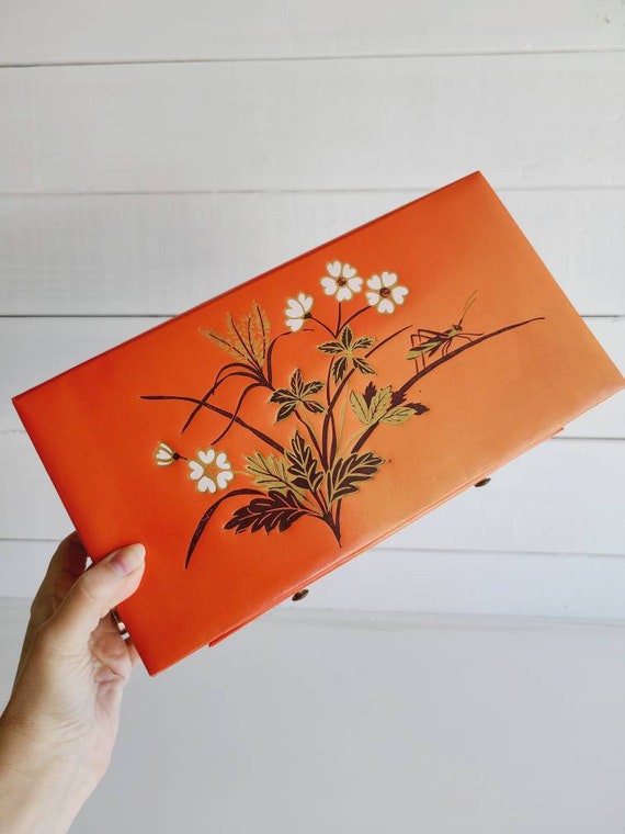 vinyl box vinyl jewellery Gem