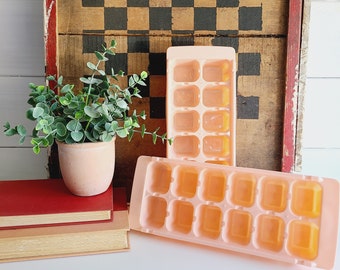 Vintage ice cube trays | peachy pink ice making trays | retro kitchen | vintage kitchen |