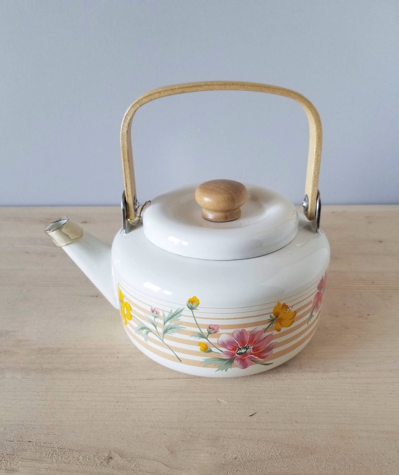 Vintage enamalware kettle floral stove top kettle