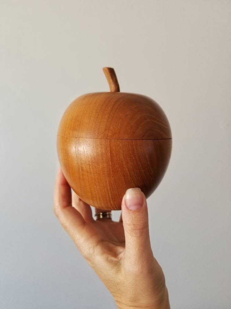 Vintage Wooden Apple Trinket Box Carved Box Vintage Storage