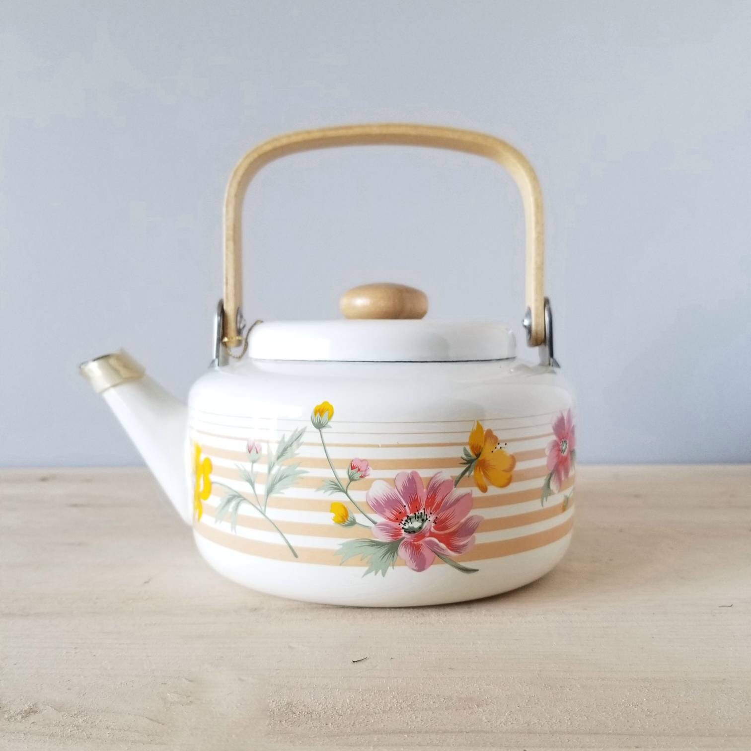 Vintage enamalware kettle floral stove top kettle