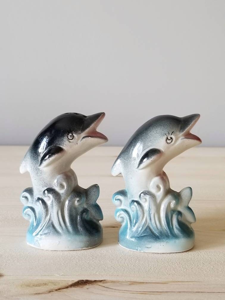 Vintage salt and pepper shakers Florida travel souvenir dolphin salt and pepper shakers