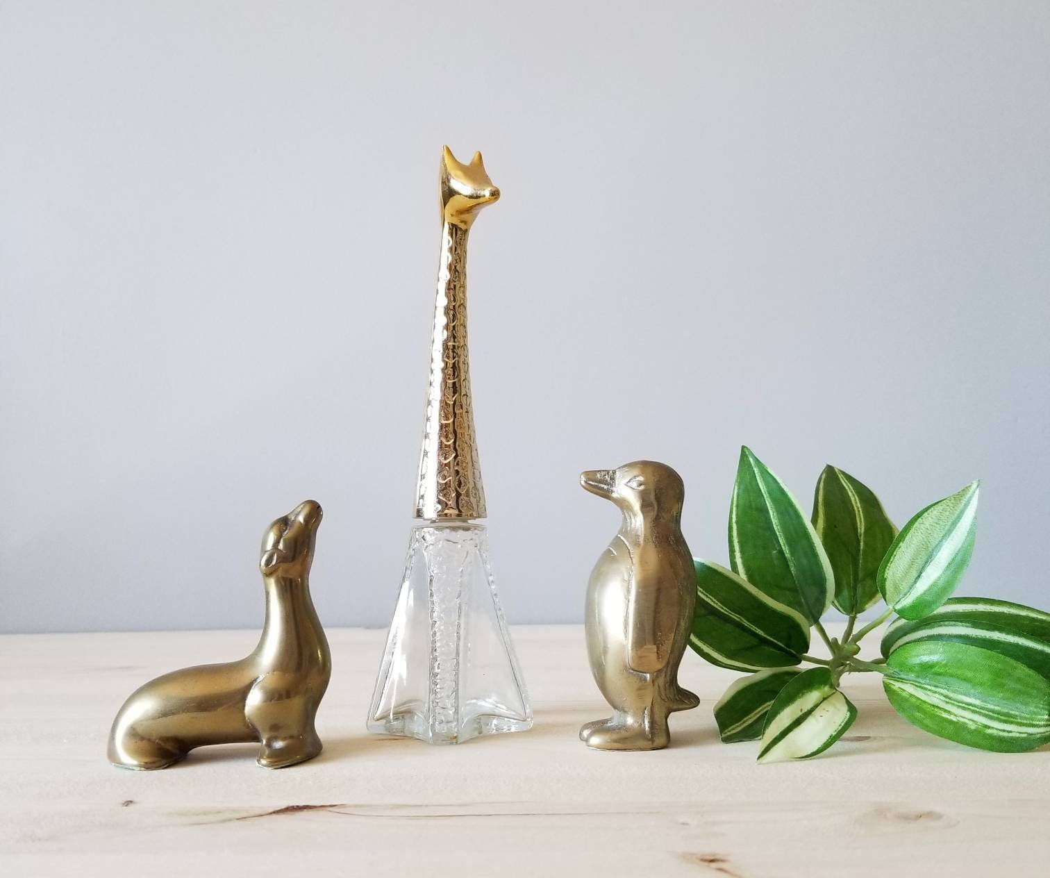 Vintage giraffe avon perfume bottle giraffe figurine