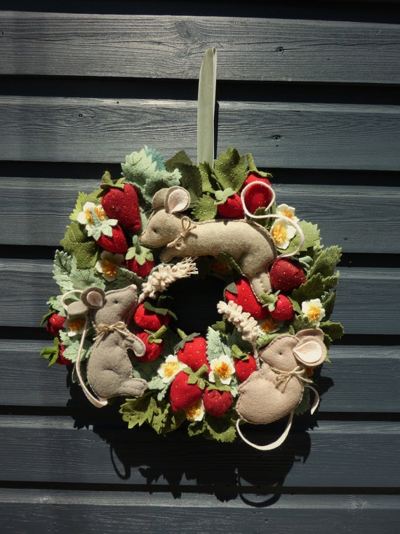 Summer Wreath PAPER SEWING PATTERN the Strawberry Thieves | Etsy UK