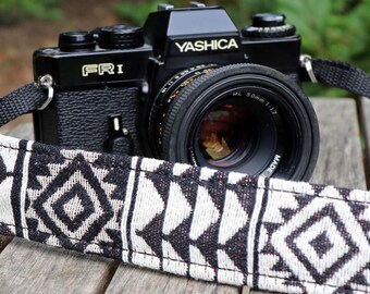 Camera strap  ISTANBUL in different designs for DSLR or system camera