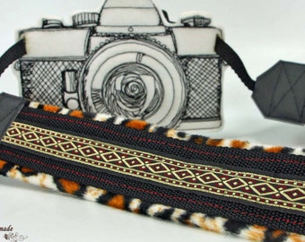 Camera strap SAFARI for DSLR or system camera