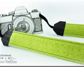 Camera strap in light green for DSLR or system camera