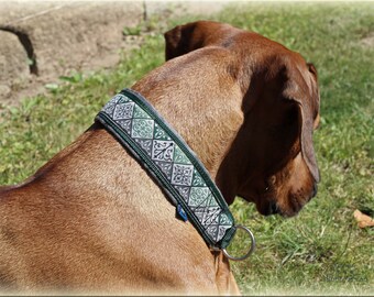 Schlüsselanhänger Taschenanhänger Fettleder Leder individuell Name Hund Halsband 