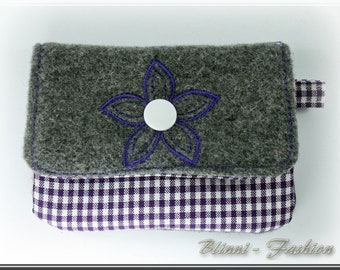 purse, portemonnai, wallet for your money, embroidered with flower  two colours