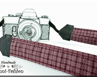 Camera strap for DSLR or system camera