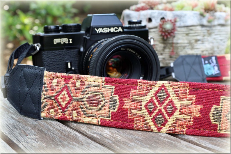 Camera strap ISTANBUL in different designs for DSLR or system camera image 1