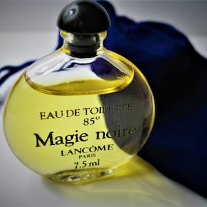 Lancome Magie Noire 80&#39;s Vintage Formula Eau de Toilette Miniature with Velvet Gift Pouch! FREE UK DELIVERY!