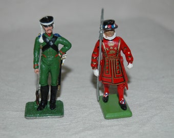 Vintage Cast Metal Toy Soldiers Lot B Vintage Cast Metal Toy Soldiers Lot B