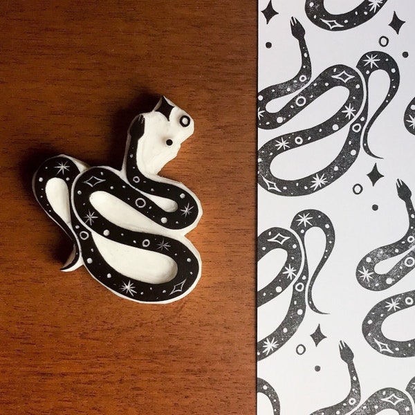 Magic snake rubber stamp / hand carved design / animal stationery / card making witchcraft/ magic animal pattern