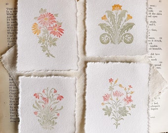 Small vintage flowers print set, wildflower wall art for housewarming party