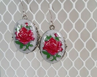 Rose Cameo Earrings , Vintage Style Rose Earrings ,  Red Rose Cameo Earrings , Oval Red Rose  Earrings , Silver Color Earrings , Red Rose